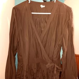 Wrap St John's Bay shirt.